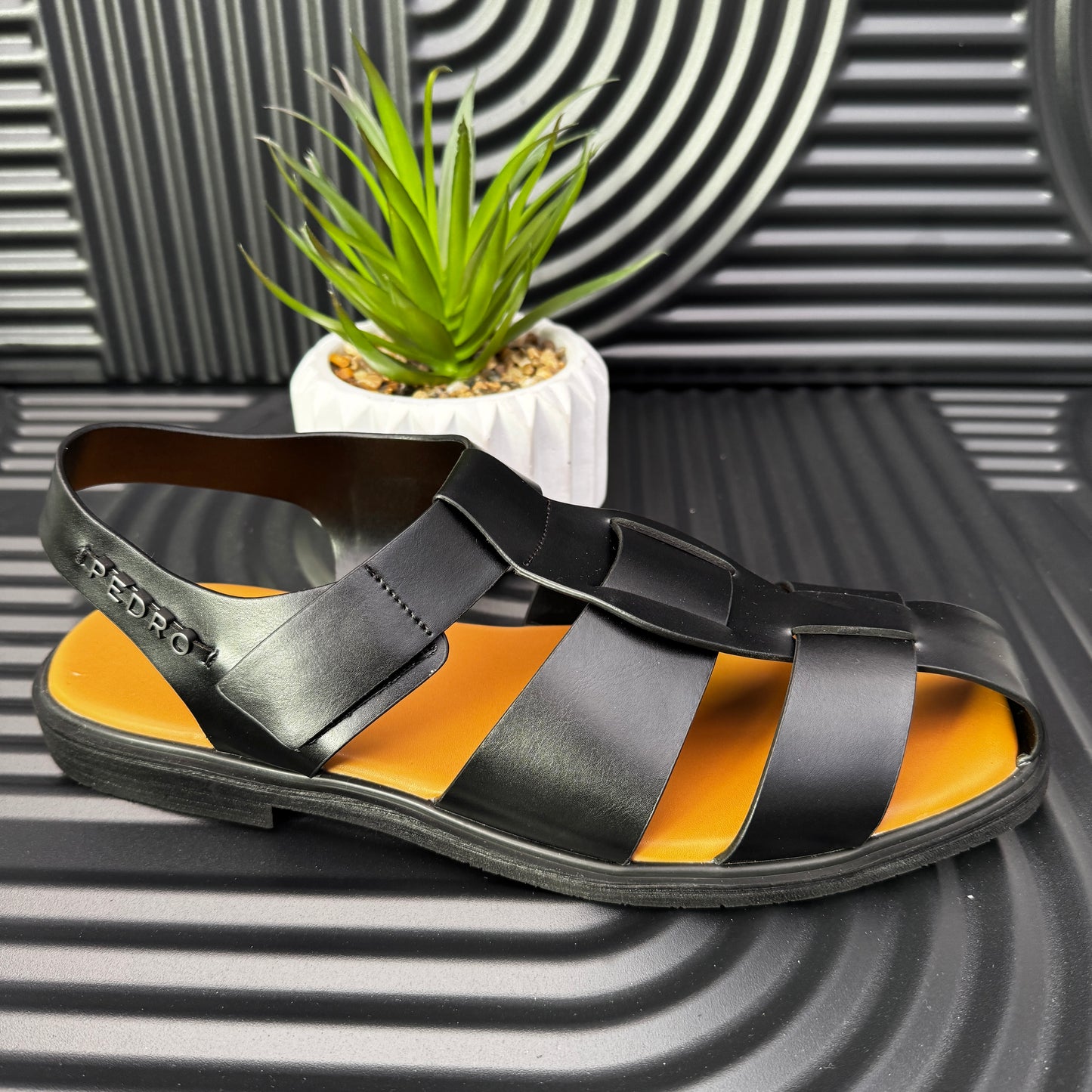 Roman Backstrap Sandals in Black