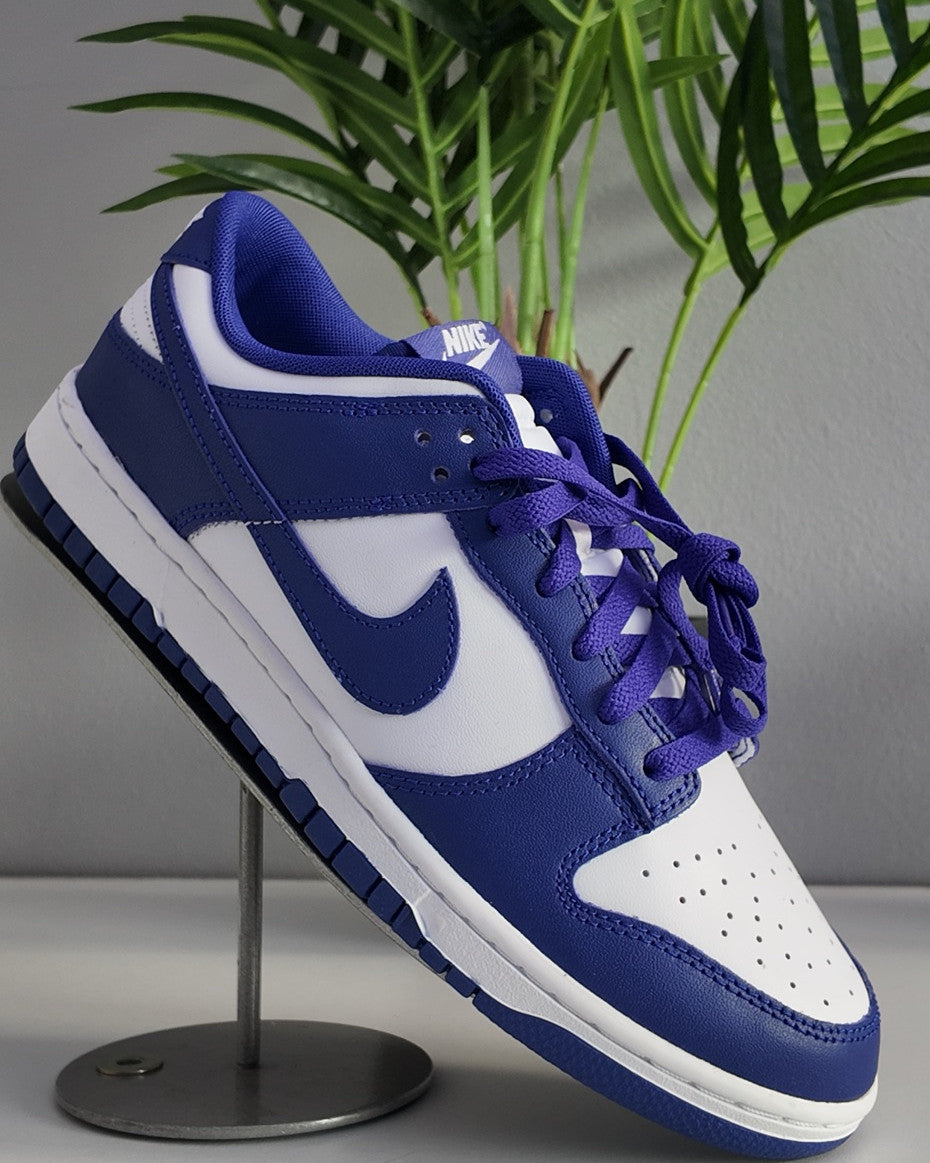 Nike Low Sneakers in Blue & White