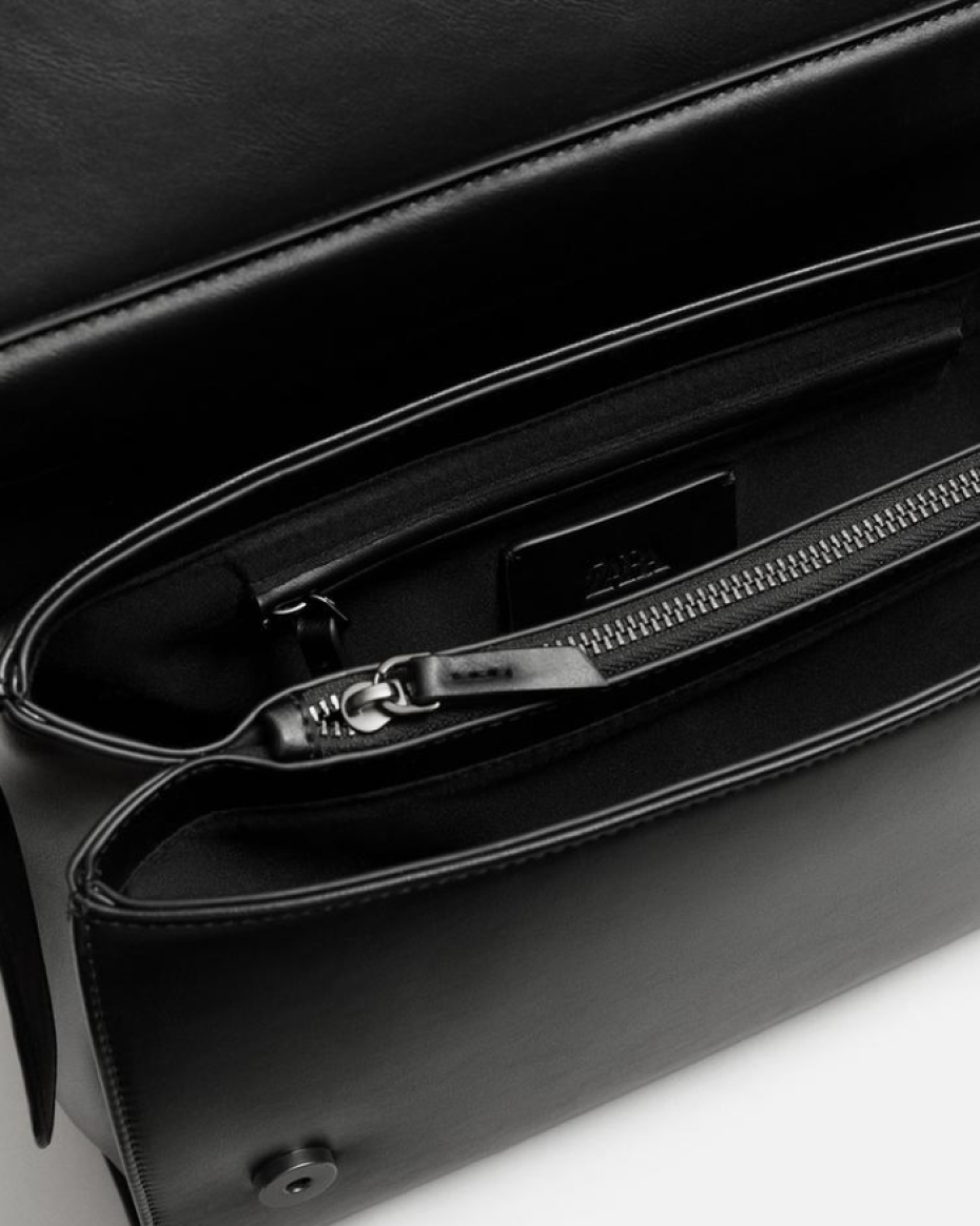 CROSSBODY BAG WITH FOLDOVER FLAP