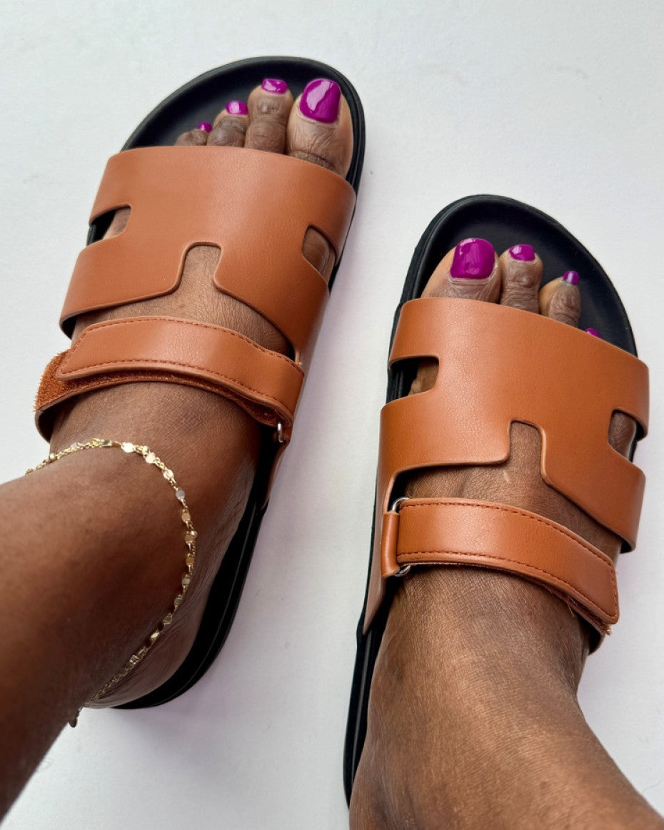 Ladies Neutral Footbed sandals