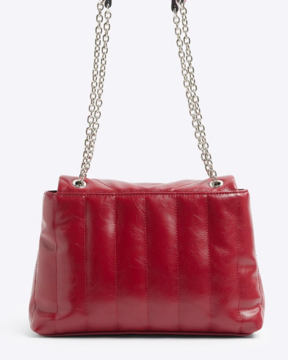Red quilted chain strap shoulder bag
