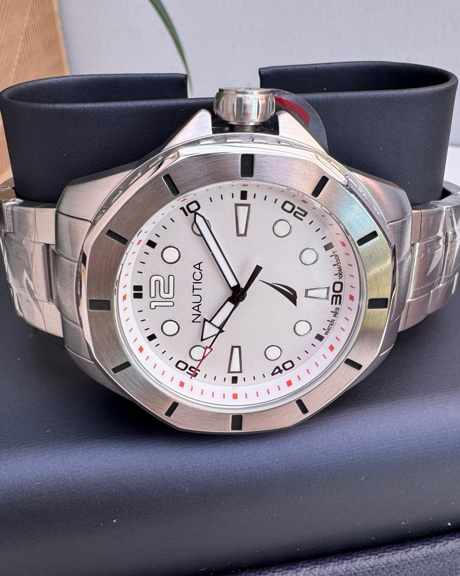 Nautica Men's Stainless Steel Bracelet Watch