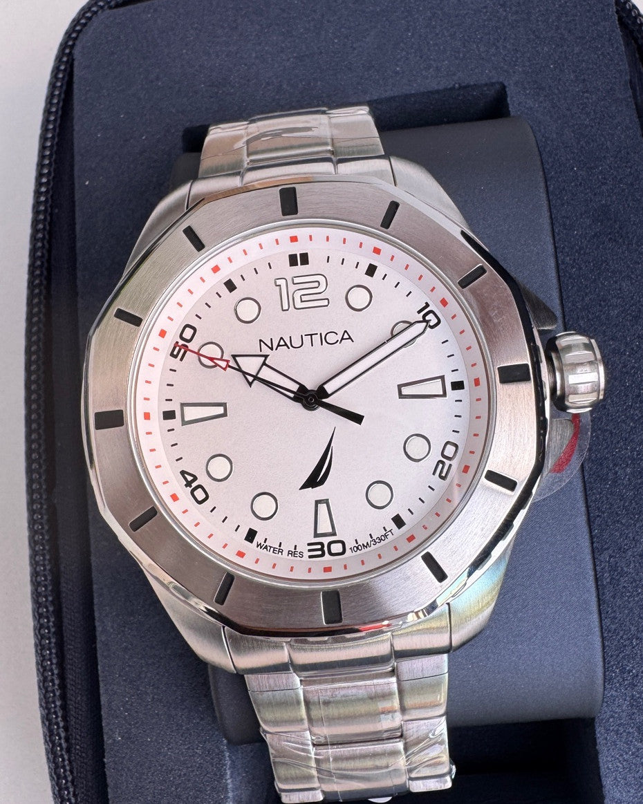 Nautica Men's Stainless Steel Bracelet Watch