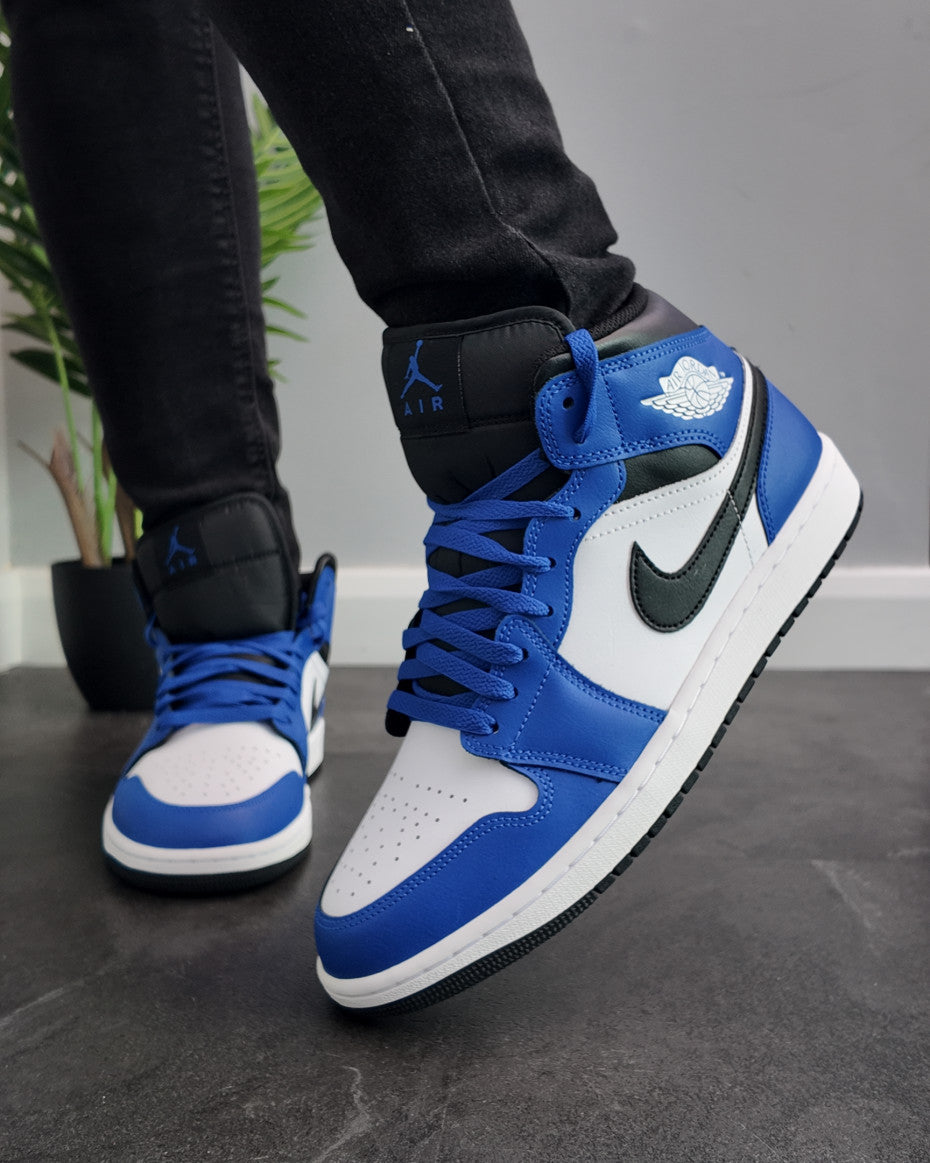 NIKE Air Jordan Blue and White