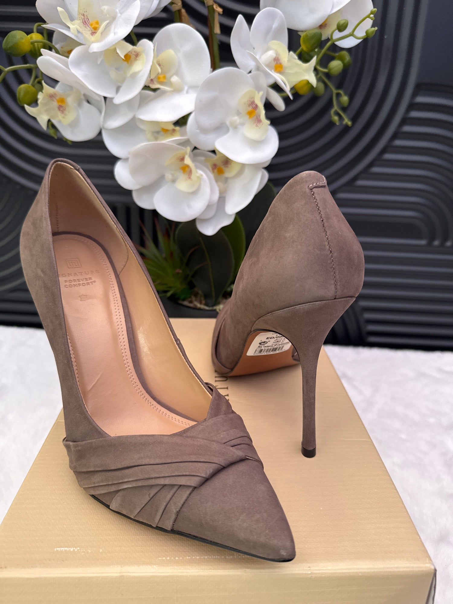 Ladies Shoes