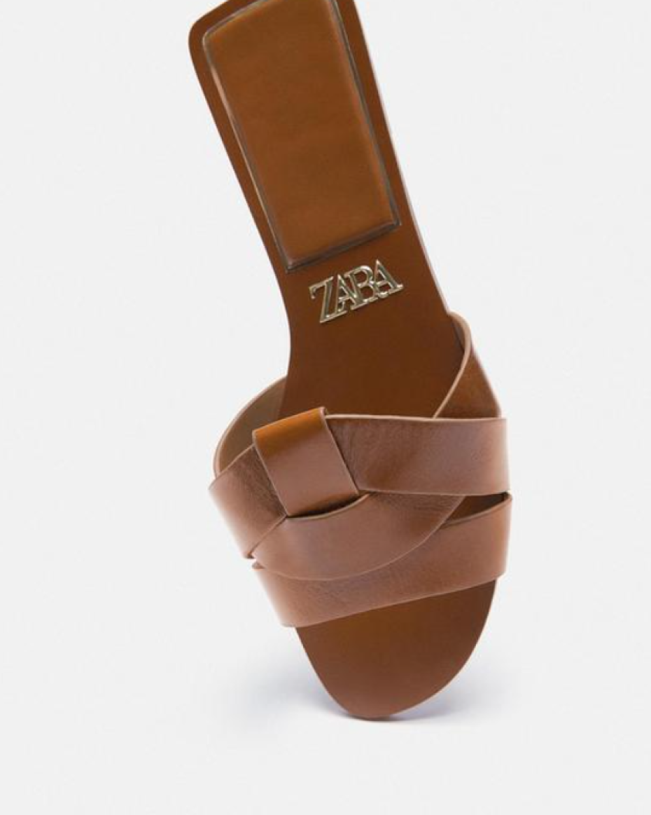 Flat criss-cross leather Sandal