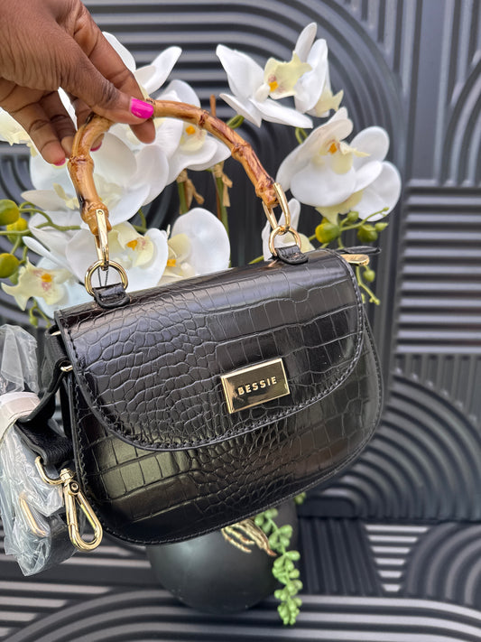 Black Crossbody bag with detachable strap