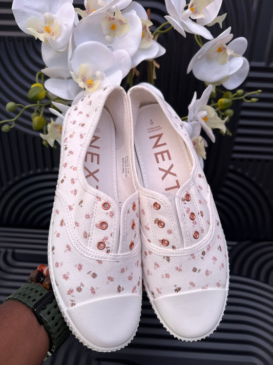 Slip on Laceless Sneaker