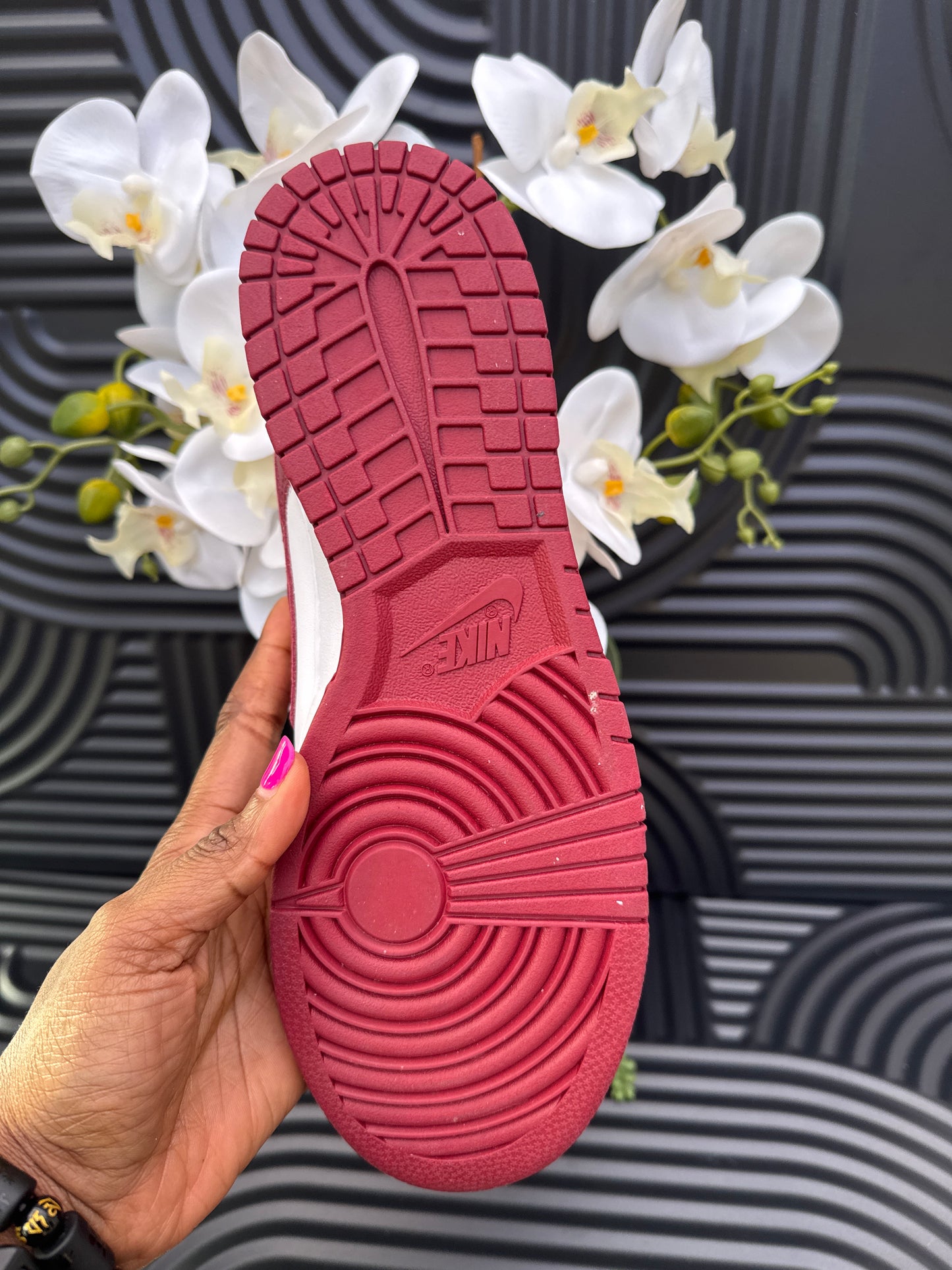 Nike Low Sneakers in Red & White