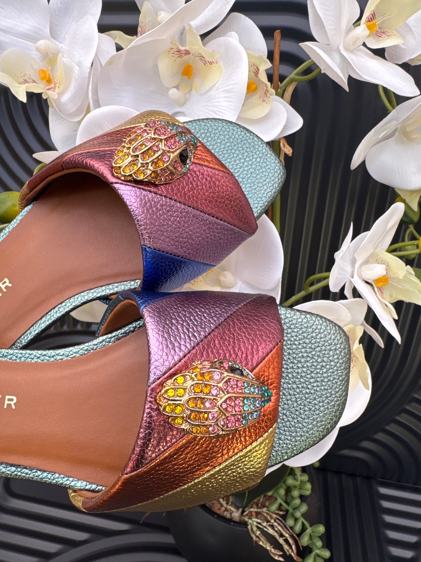 KG Flat Sandal