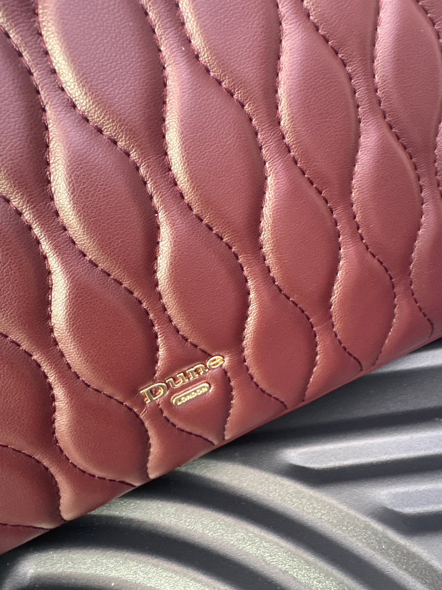 DUNE Quilted Laptop Sleeve