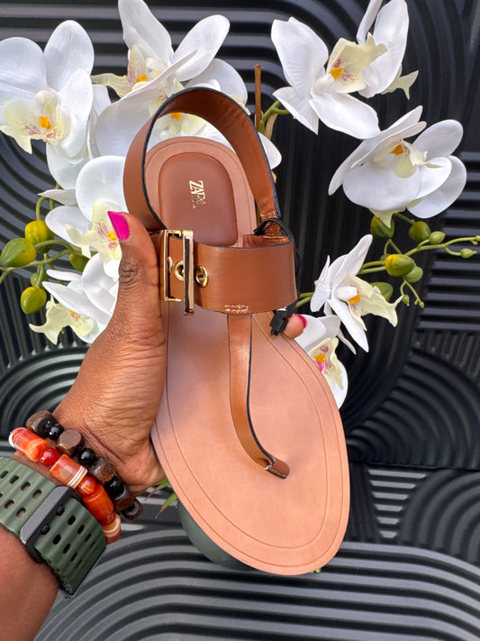 BUCKLED FLAT SANDALS