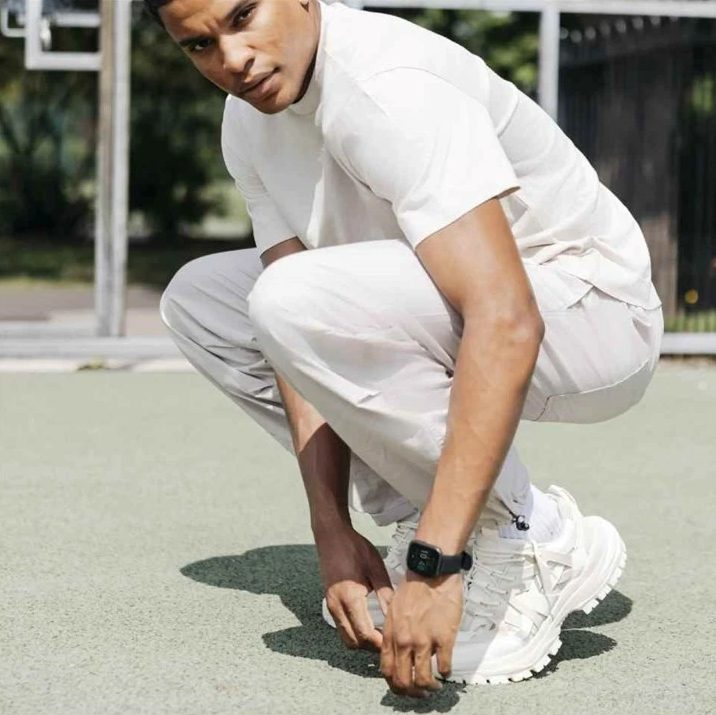 R.A  Black Mesh Bracelet Smart watch