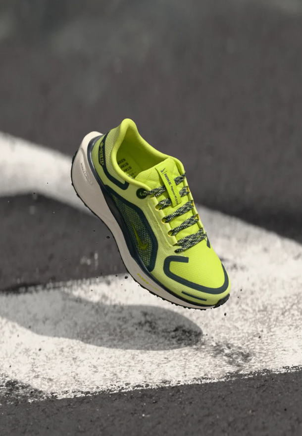 Nike Gore-Tex Lemon Twist Trainers for Women