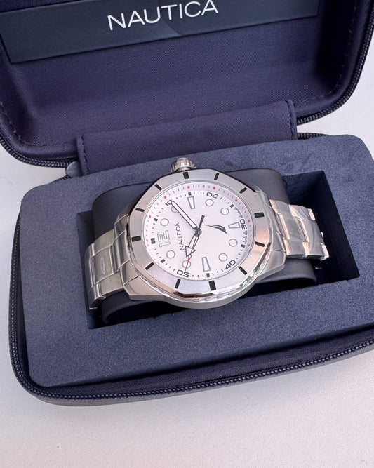 Nautica Men's Stainless Steel Bracelet Watch