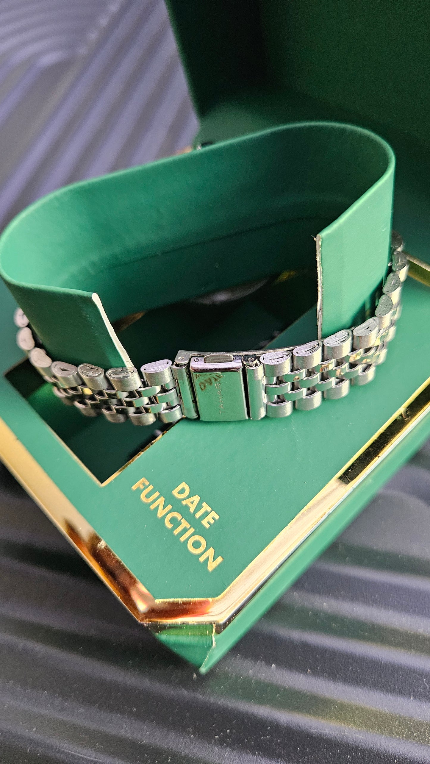 Silver Bracelet Strap Watch