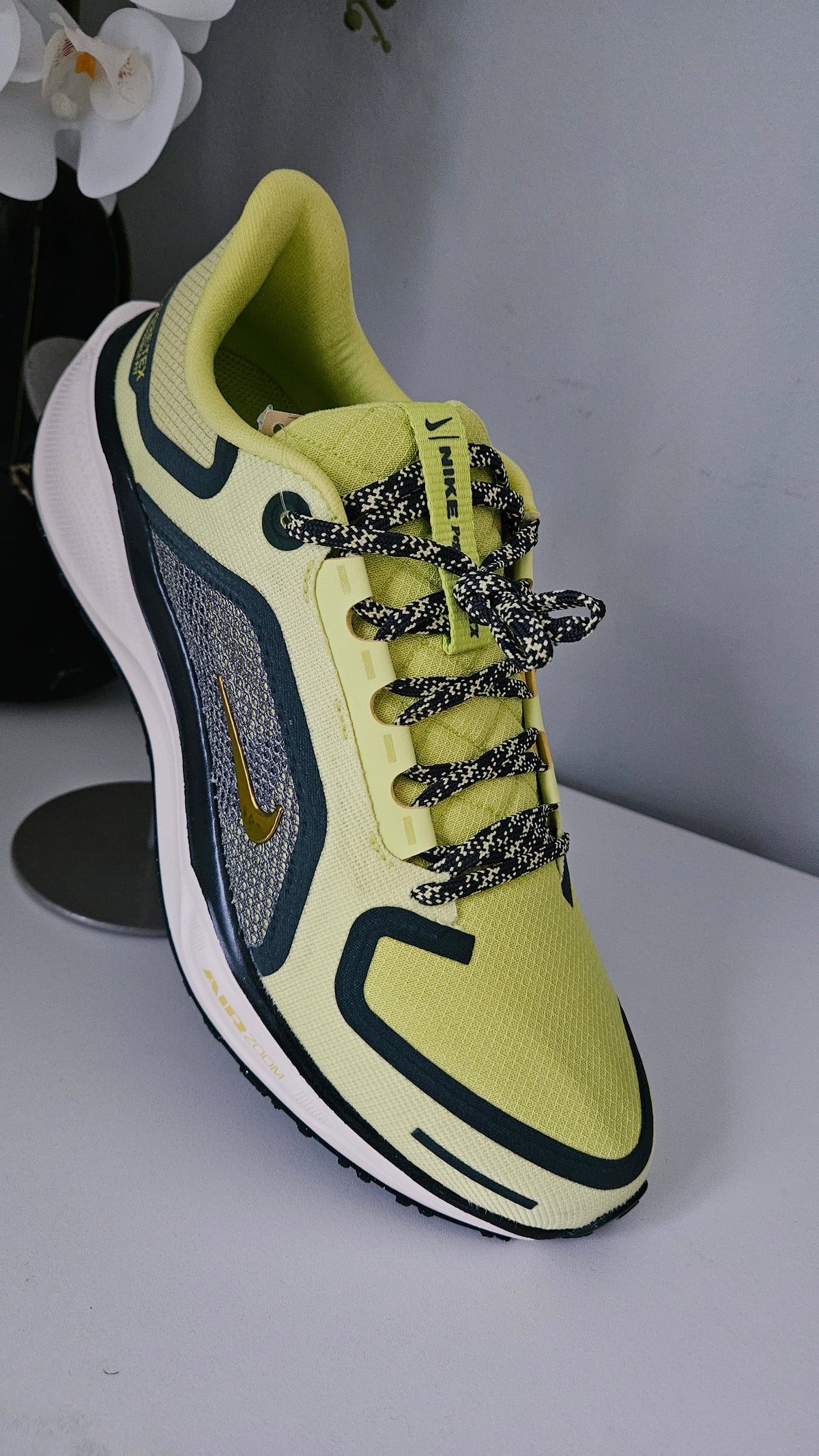Nike Gore-Tex Lemon Twist Trainers for Women