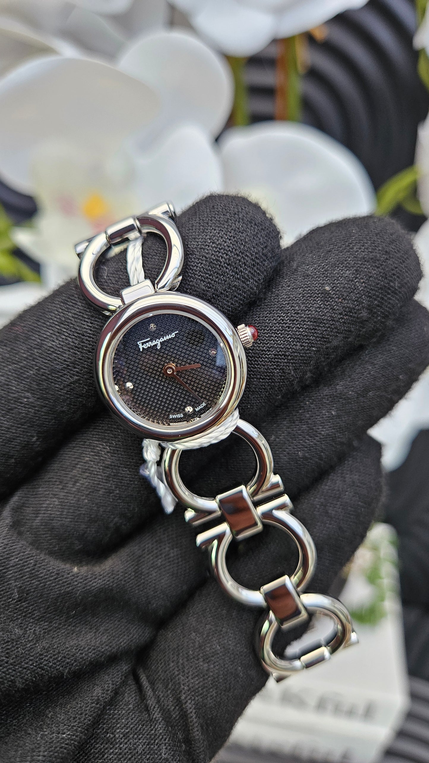 Silver Tone Double G Watch - Authentic Retail Product