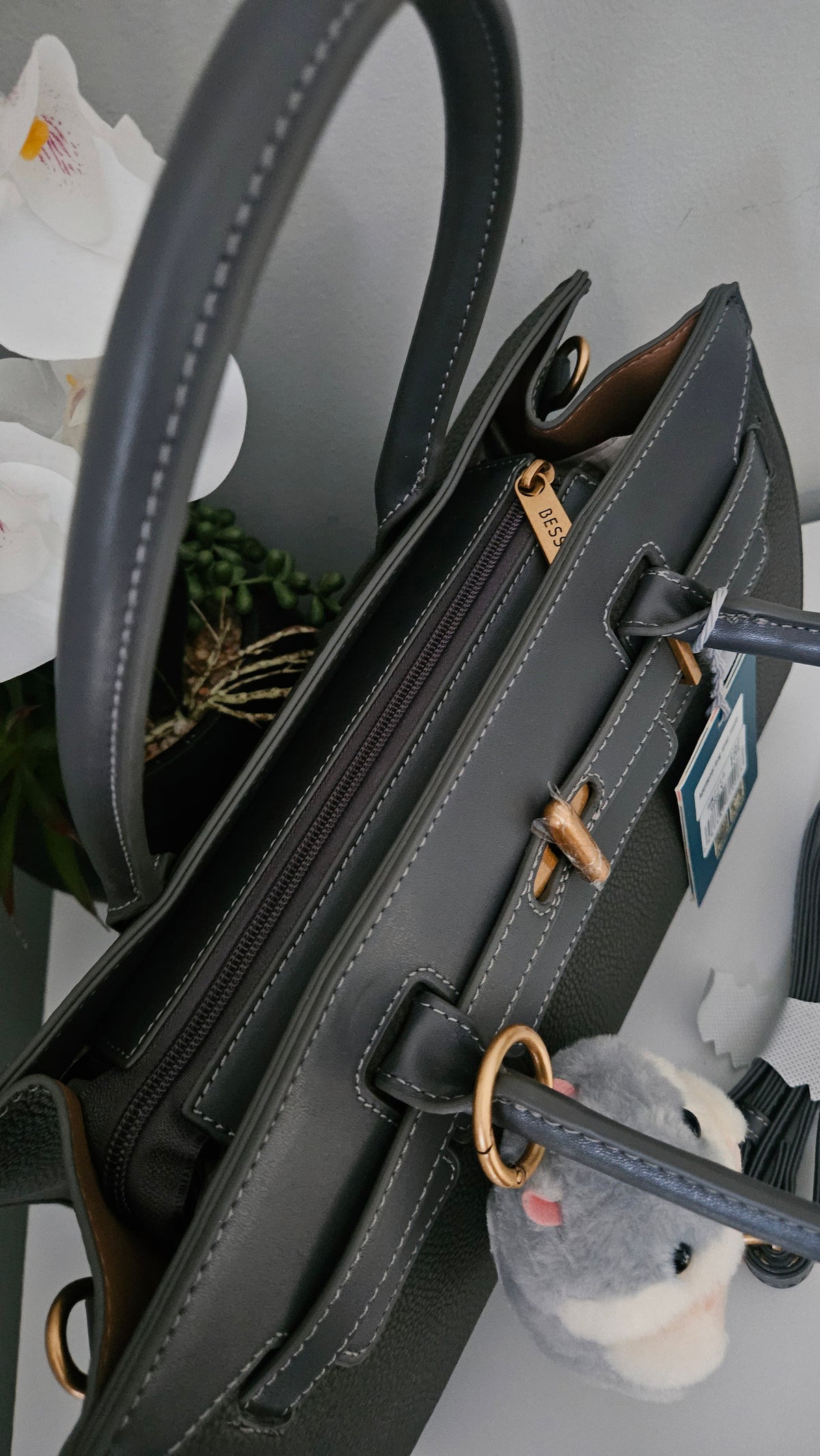 BESSIE Grey handbag with Long Strap