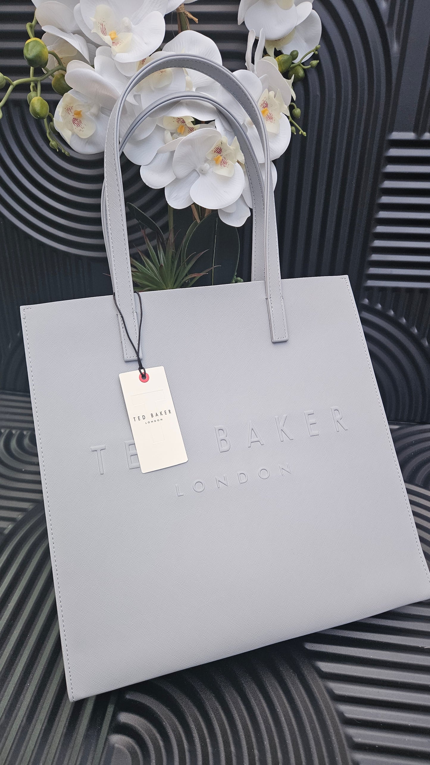 Ted Baker Medium/ Large Size Shopper Bag in Grey