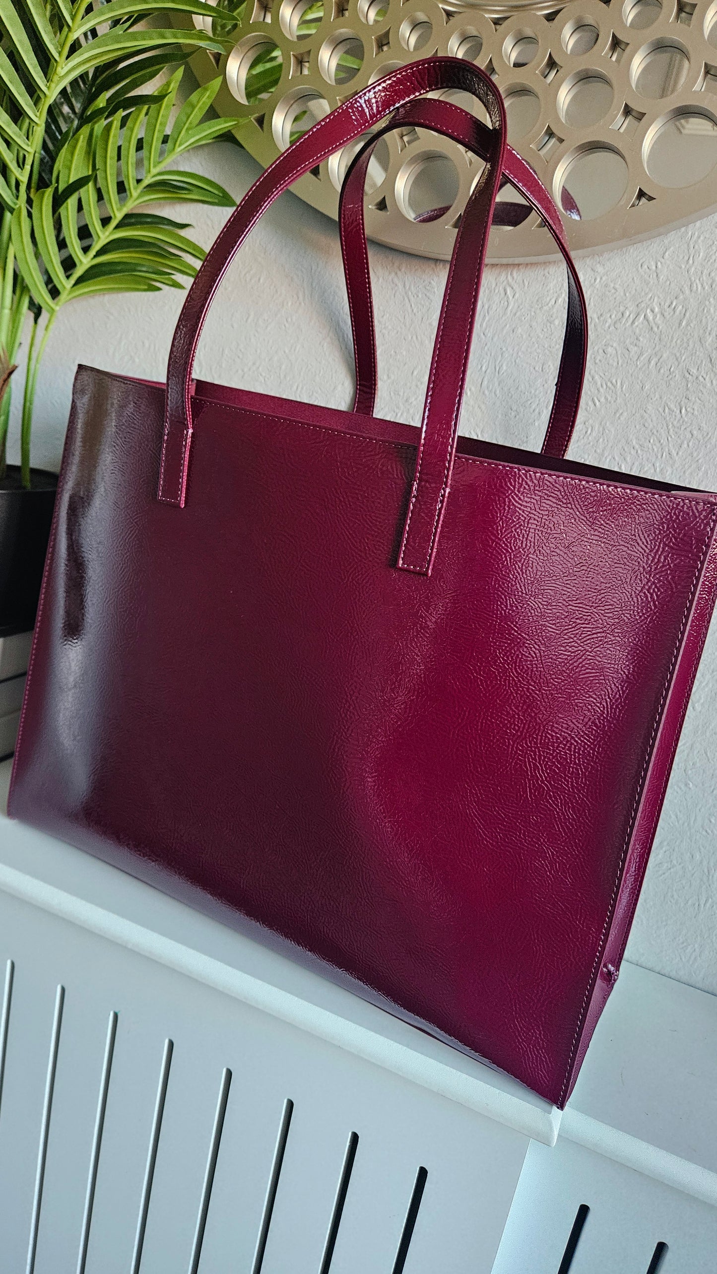 Ted Baker XL Bag in Burgundy