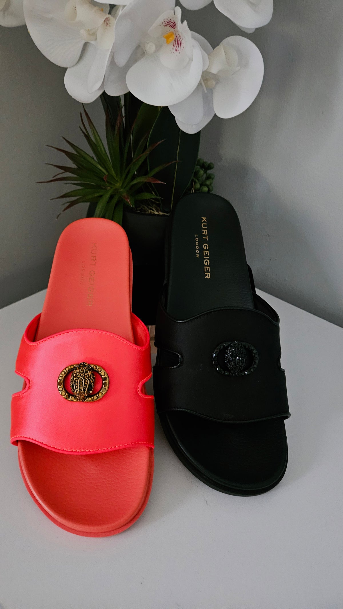 Kurt Geiger KG cut out slide sandal - Authentic Retail Product
