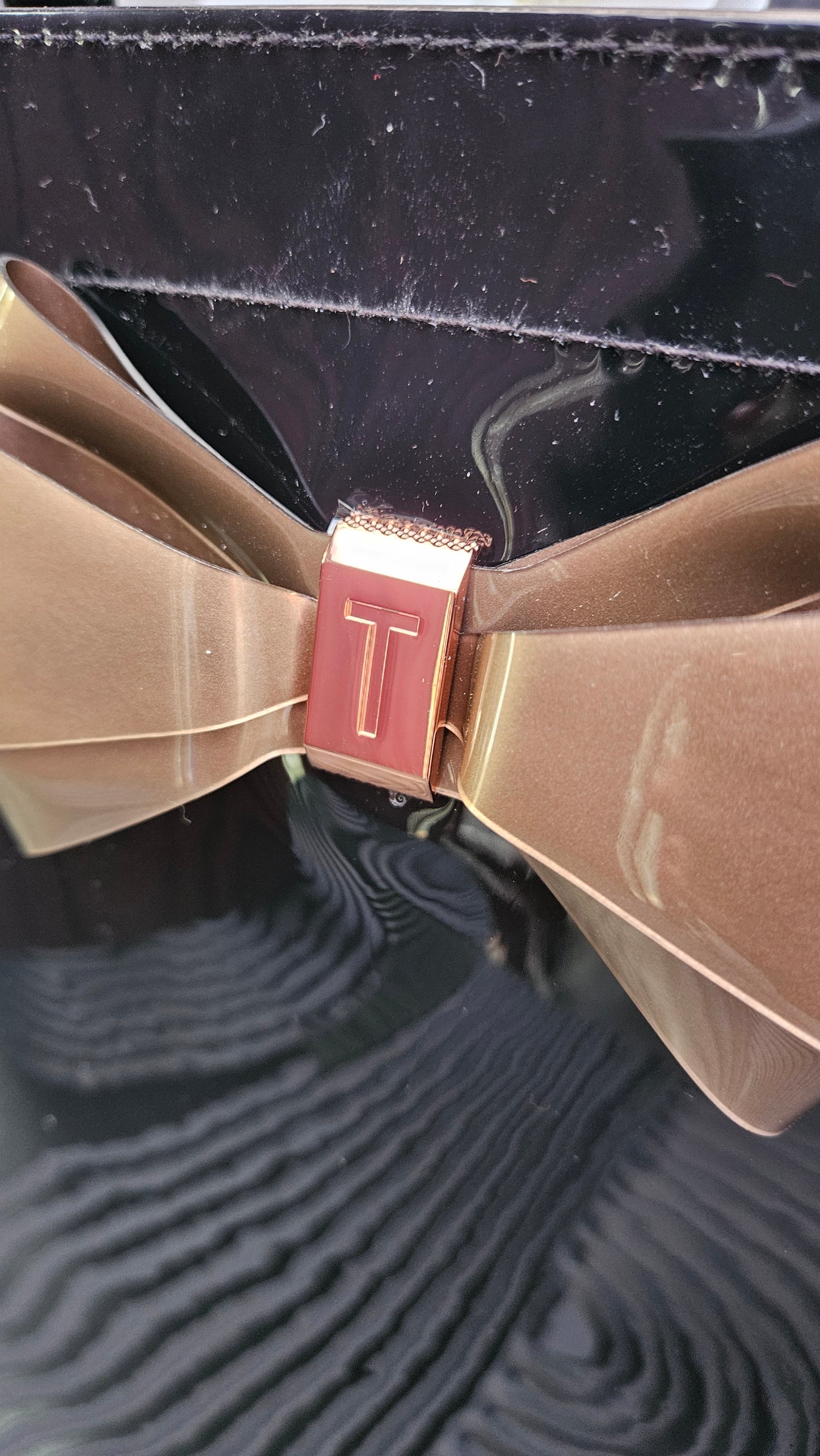 Ted Baker Medium/ Large bow Bag in patent black