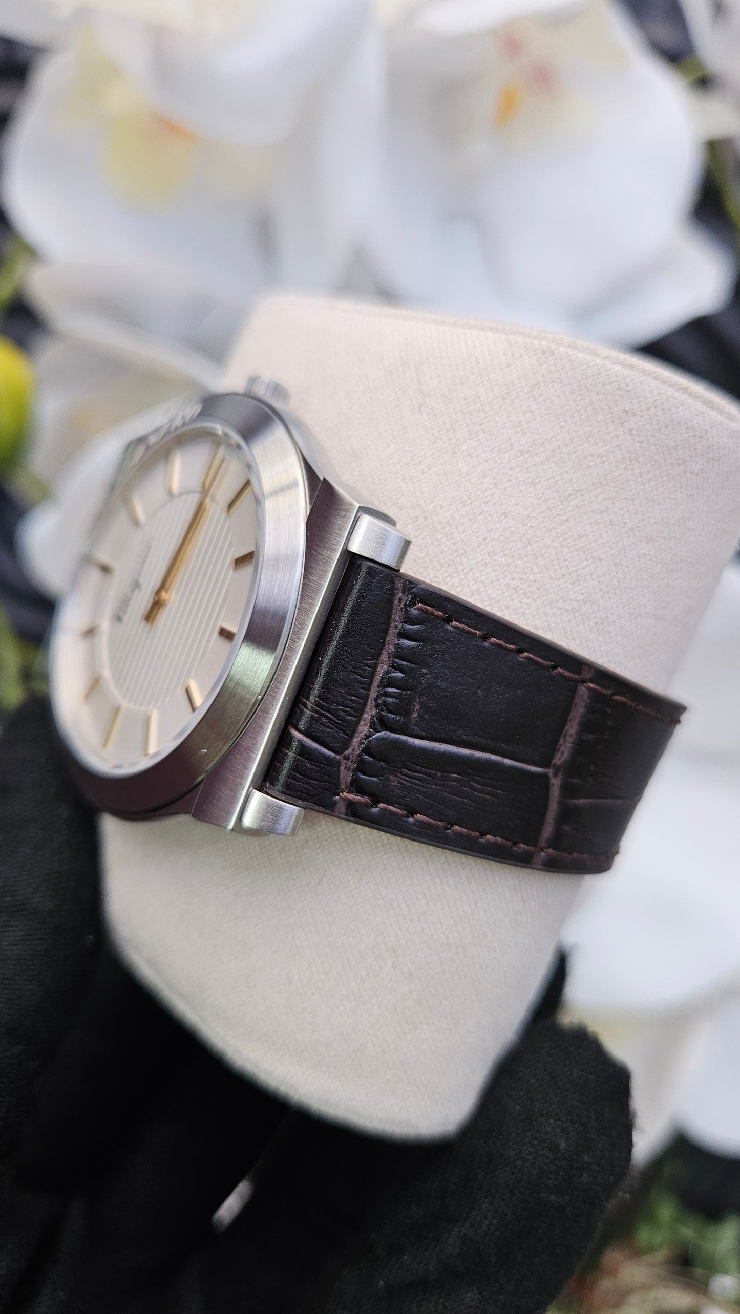 Dark Brown Leather Gents Watch - Authentic Retail Product