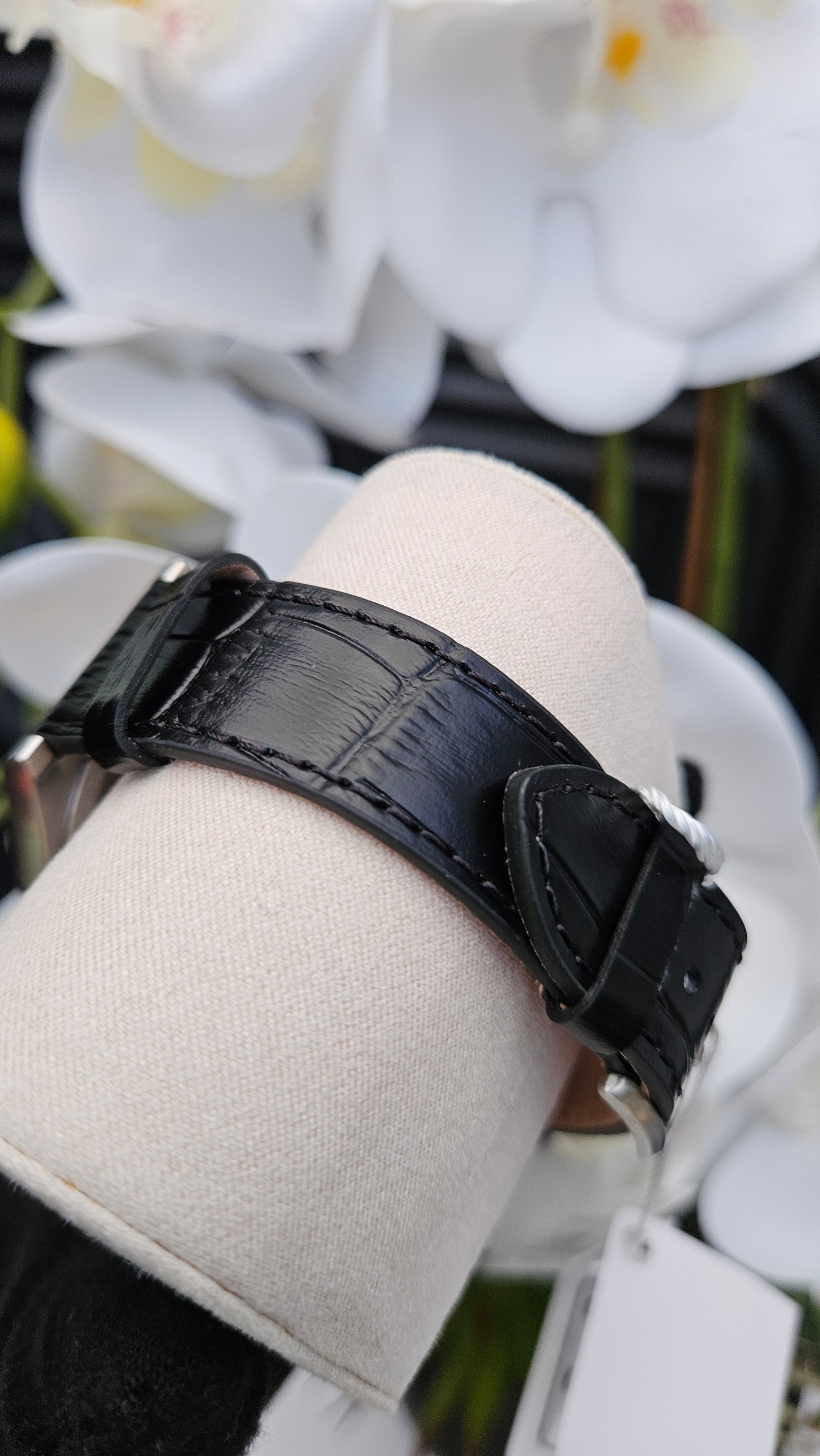 Black Leather Gents Watch - Authentic Retail Product