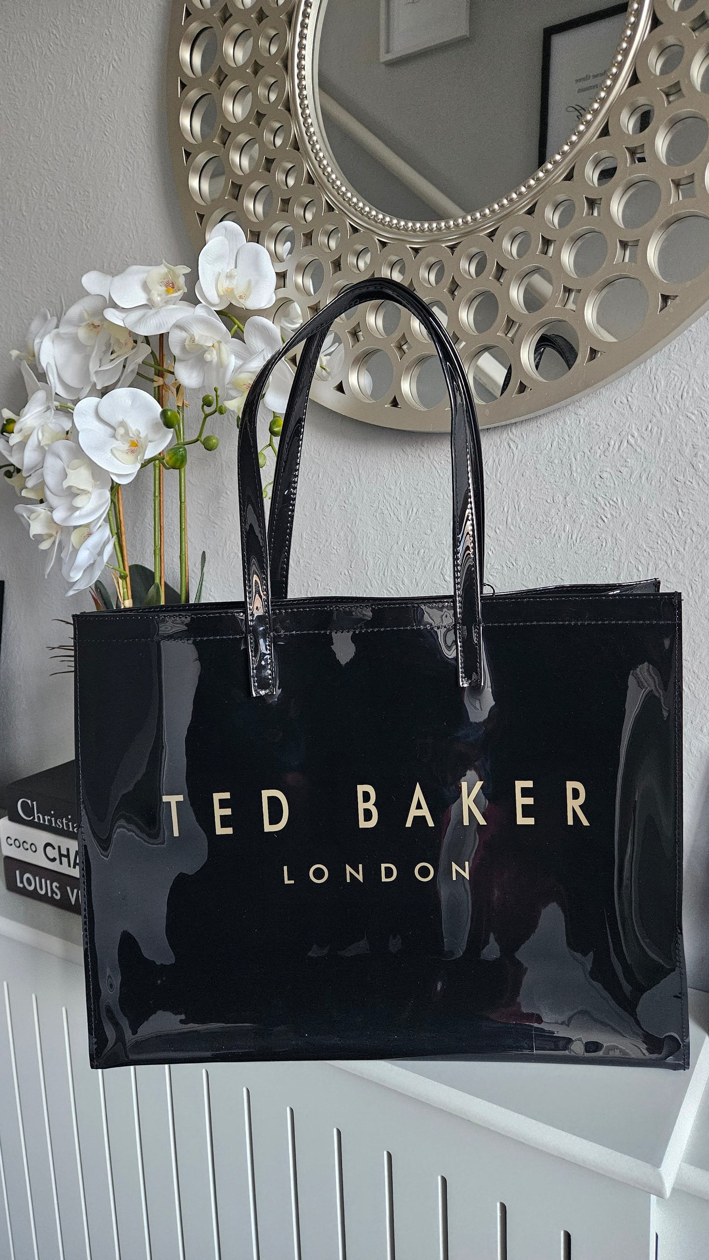 Ted Baker XL Patent Bag in Black