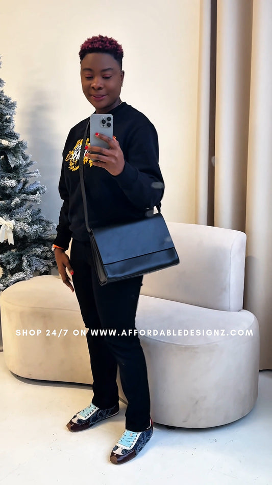 CROSSBODY BAG WITH FOLDOVER FLAP