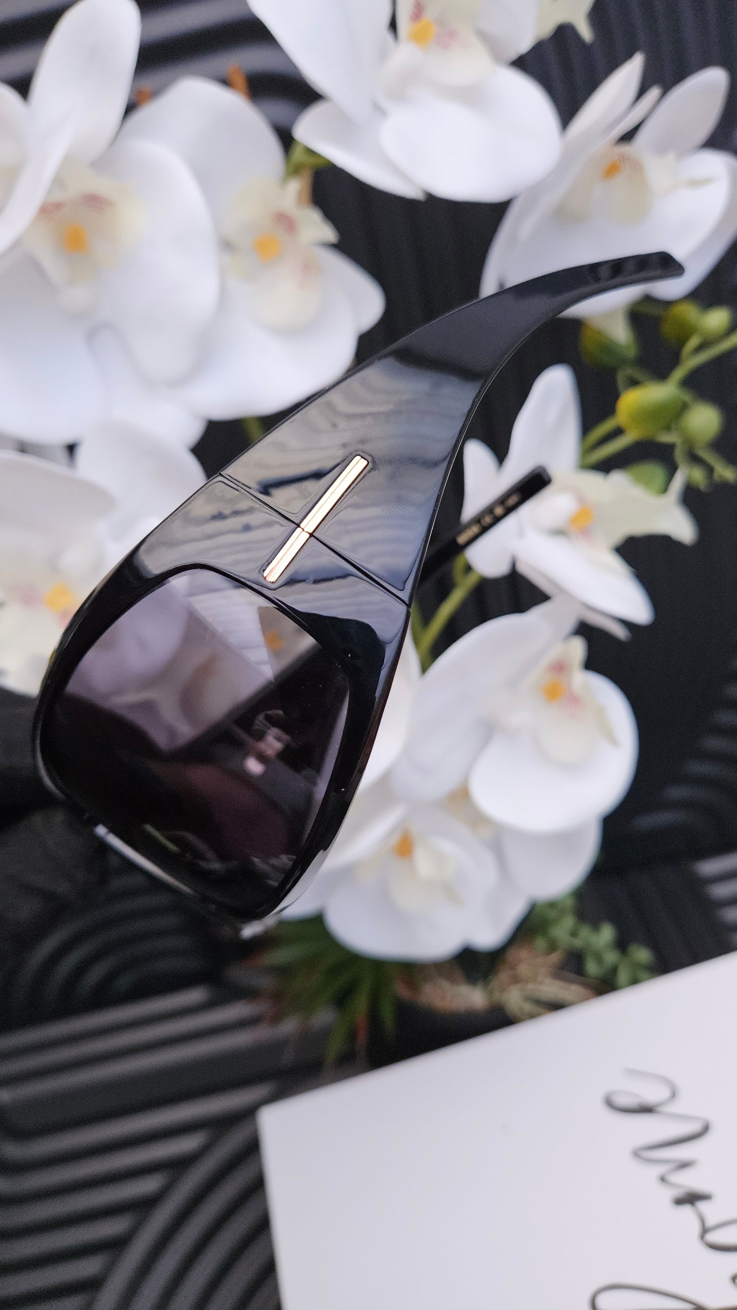 Unisex Sunglasses in Black