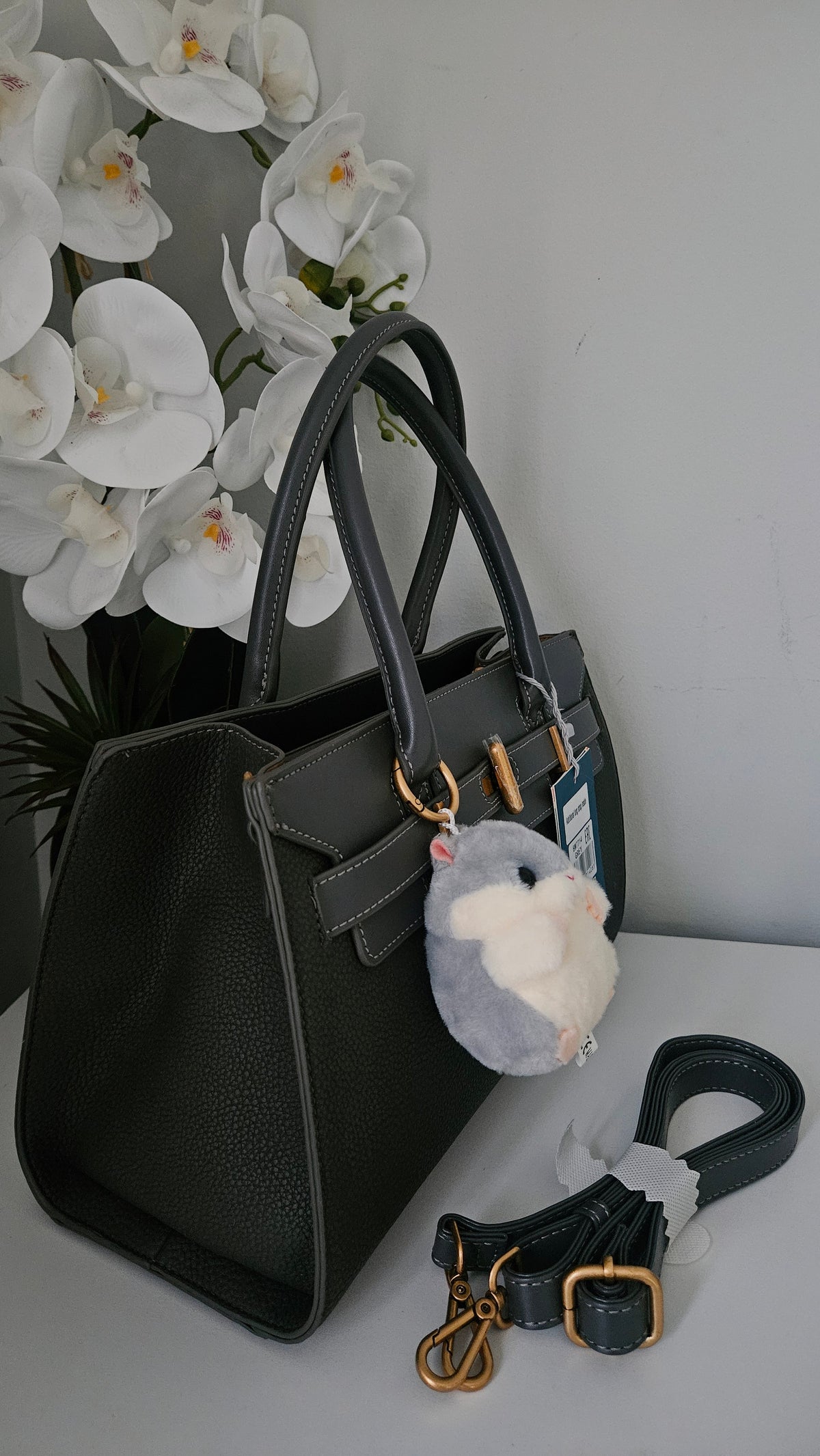 BESSIE Grey handbag with Long Strap