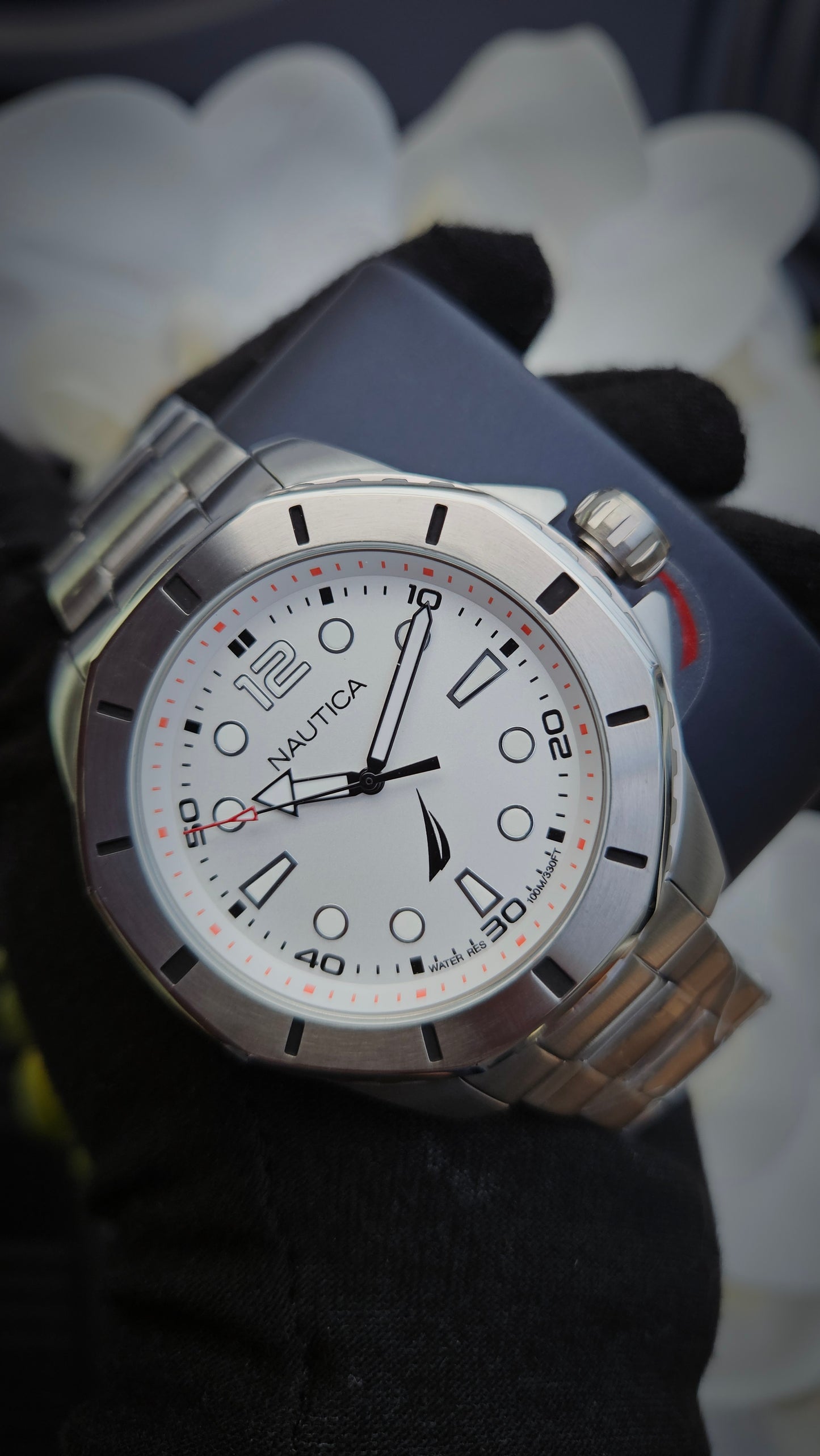 Nautica Men's Stainless Steel Bracelet Watch