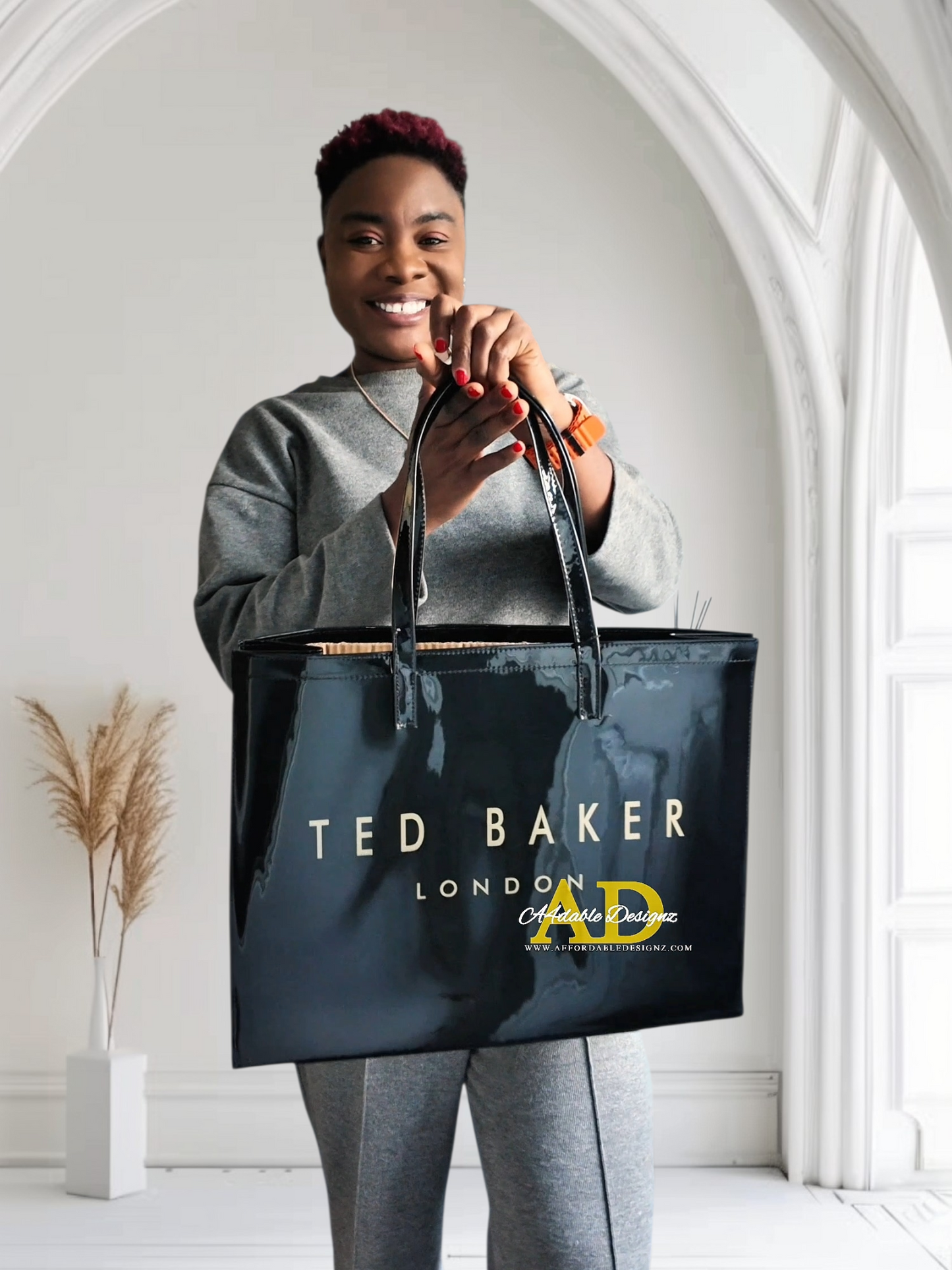 Ted Baker XL Patent Bag in Black