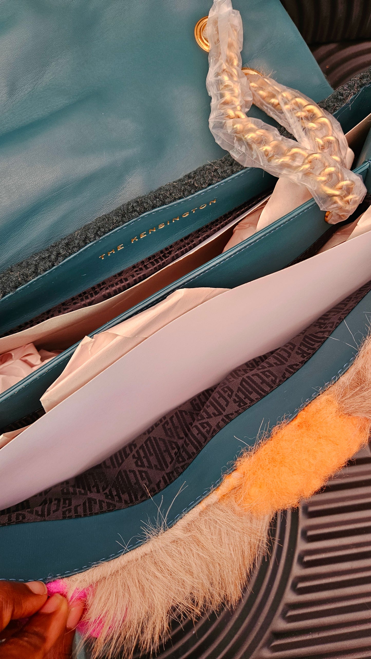 XXL Fur Detail Bag Kurt Geiger KG - Authentic Retail Product
