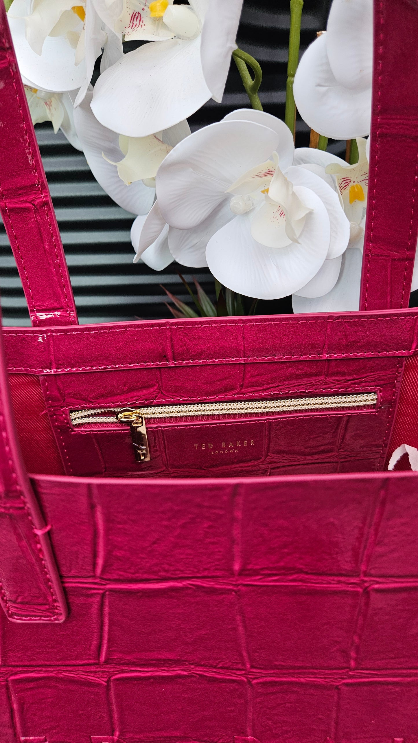 Ted Baker Croc Effect Medium/ Large Icon Bag in Pink